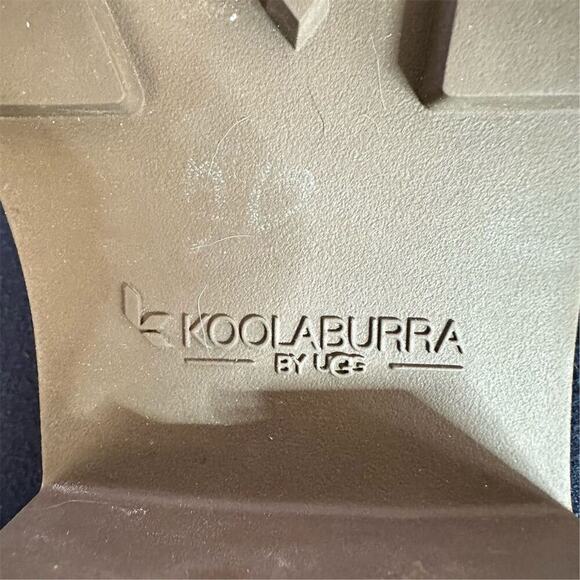 Koolaburra By UGG Women's Beige tan Suede Ankle Boots Size 9 lug sole waterproof - Picture 9 of 10